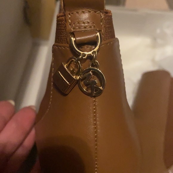 COPY - Michael Kors brown boots. In good condition. - Picture 2 of 5